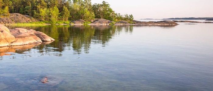 Järvien rannoilla on kesäisin elämää